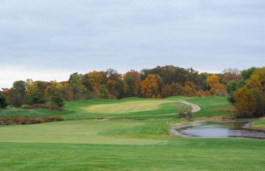 Acorns Golf Links, Waterloo, Illinois Golf course information and