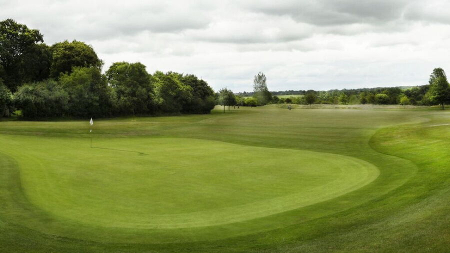 Singing Hills GC - Lake/Valley: #8