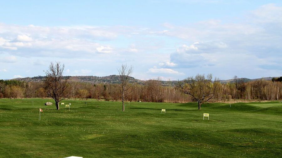 Catamount Club: Driving range