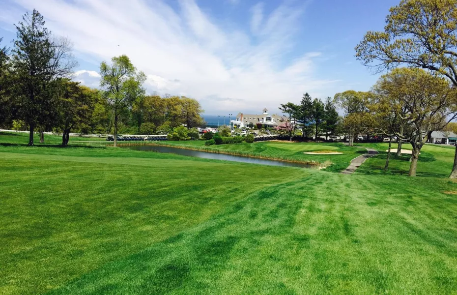 Port Jefferson CC at Harbor Hills
