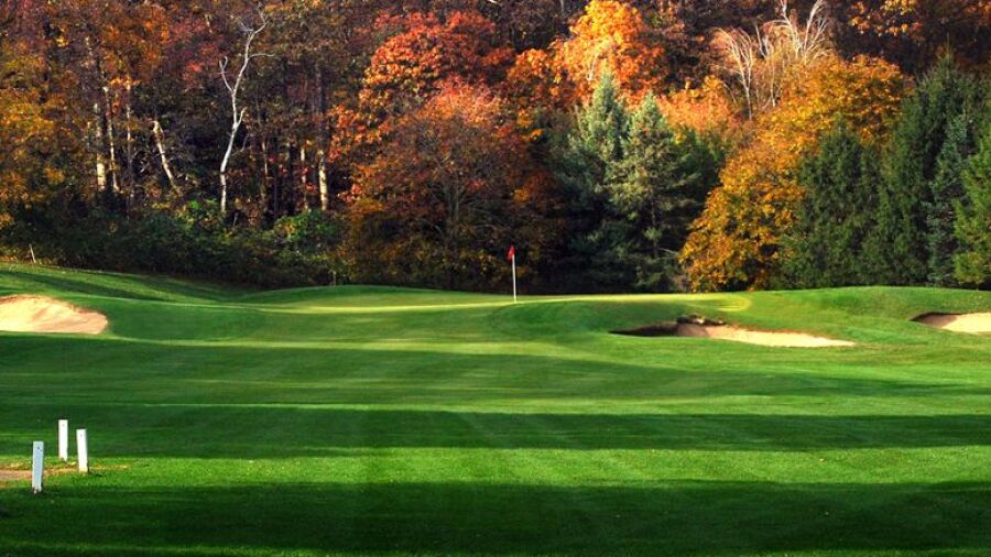 Port Jefferson CC at Harbor Hills: #2