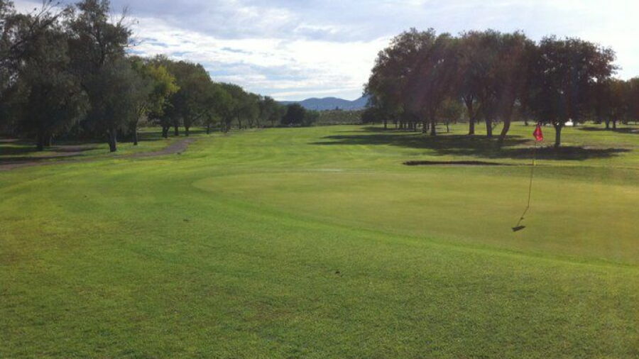 Dos Lagos GC: #13
