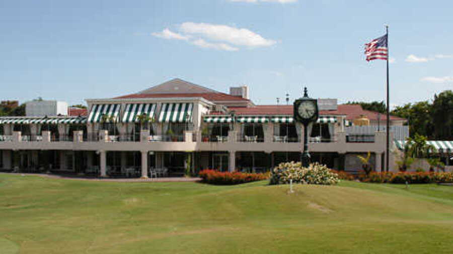Riviera CC: Clubhouse