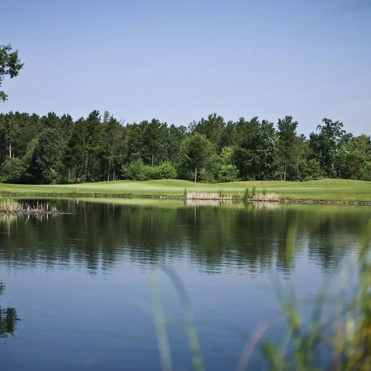 The Lakes at Lake Arrowhead Golf Club in Nekoosa, Wisconsin, USA | GolfPass