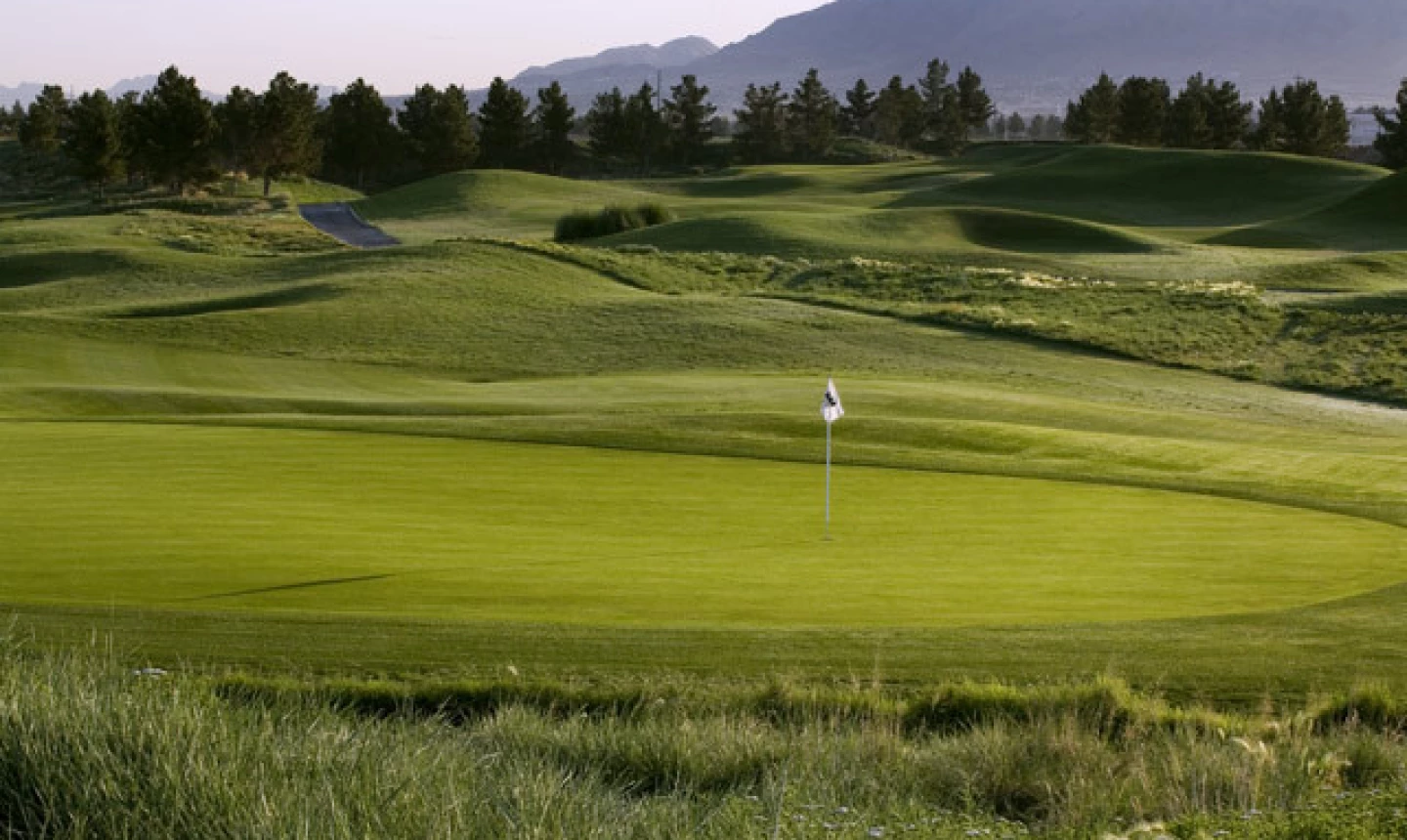 Royal Links Golf Club - 10th Greens