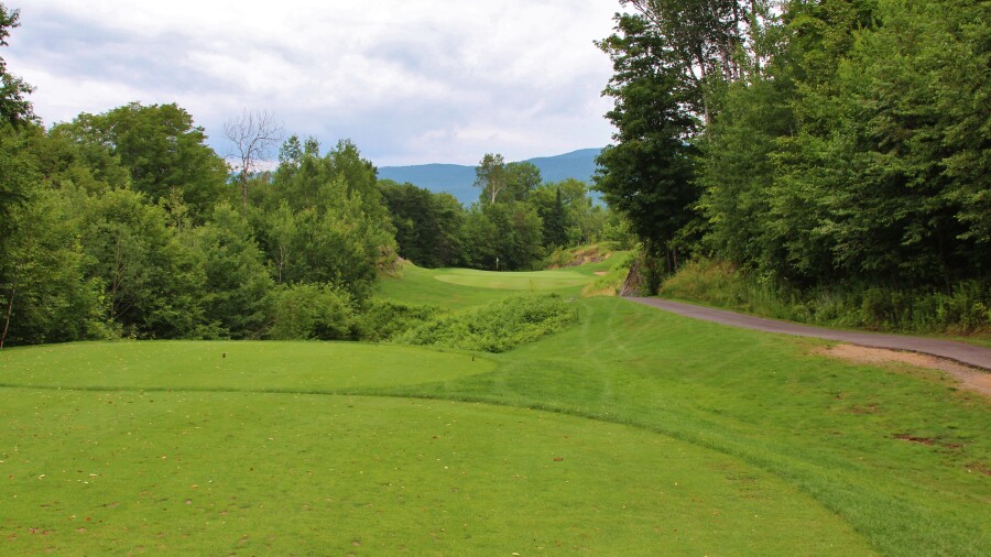 Mont Tremblant Resort - Le Diable golf course - 12th