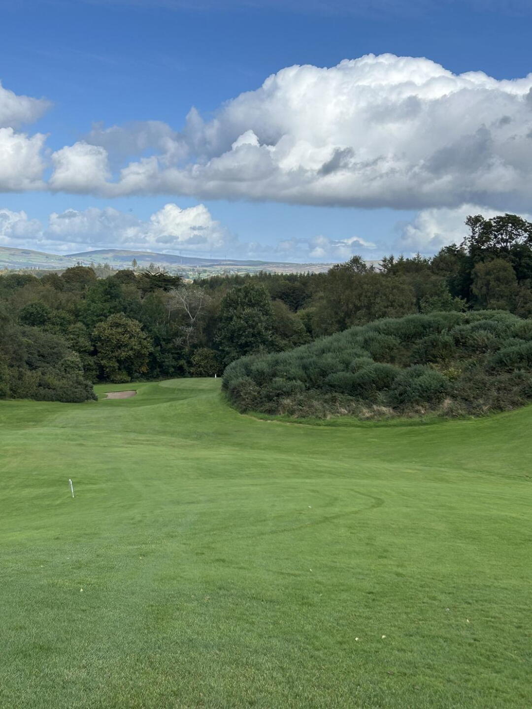 A simple par 3😂😂 (Photo submitted by TrCmRDixPvkLFwMdzInj on 09/24/2026)