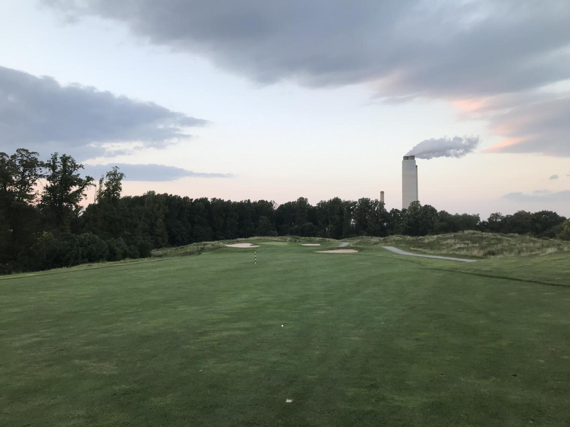 Par 5 16th (Photo submitted by IzW6qv2W6ZTd8Y5ghdDI on 08/29/2023)
