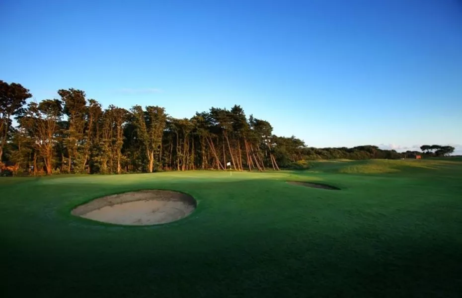 Formby Hall GRS - Par-3: #8
