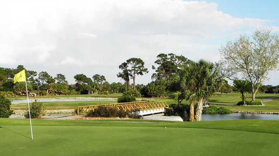 Blue/Red at Myakka Pines GC: #17