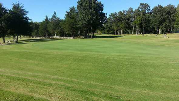 Cedar Glade Resort & CC