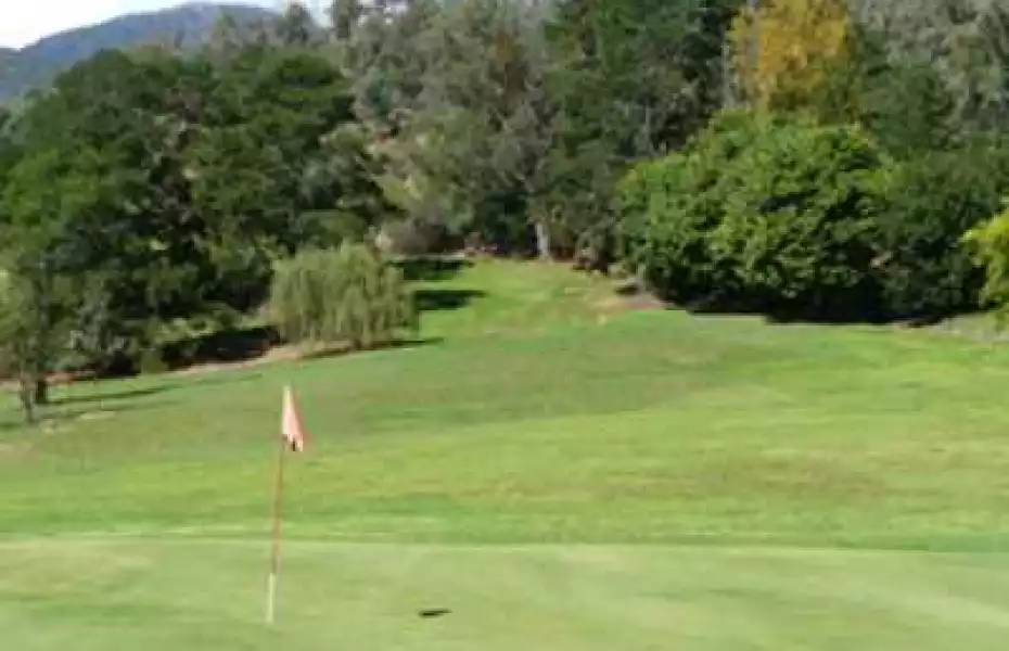 Mount Beauty GC: #18