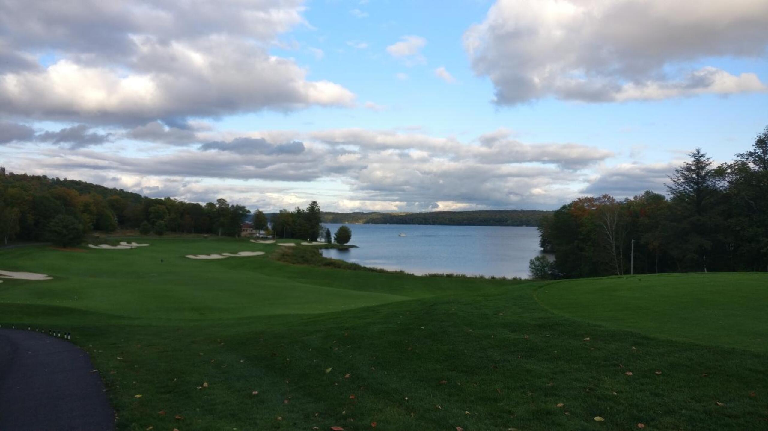 A scenic hole #18 @ Bigwin Island (Photo submitted by amar8148743 on 09/24/2019)