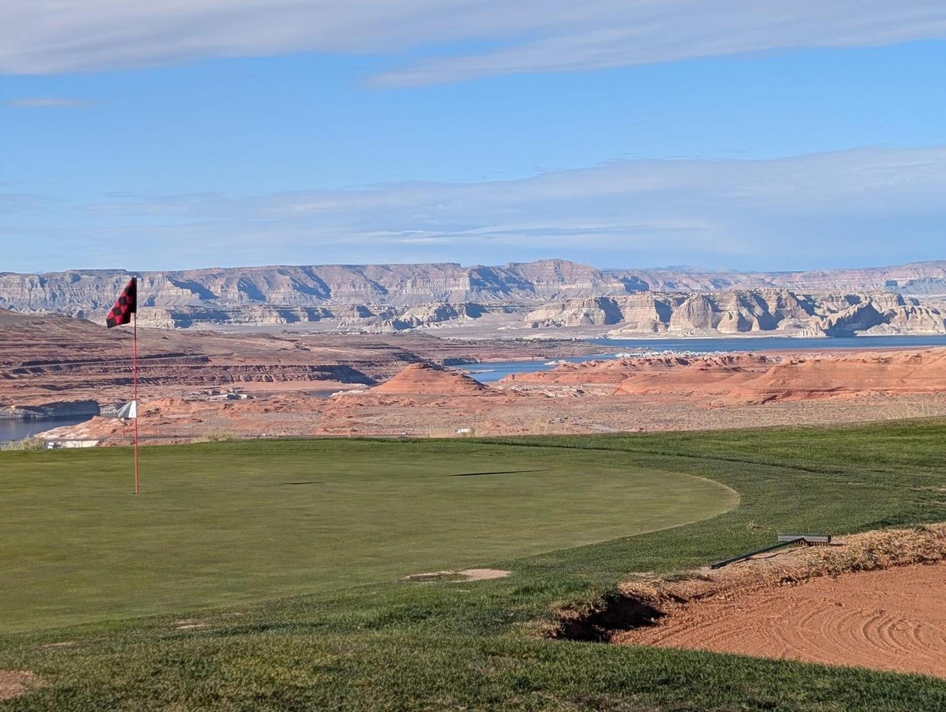 11th green (Photo submitted by ArklahomaTraveler on 11/12/2024)