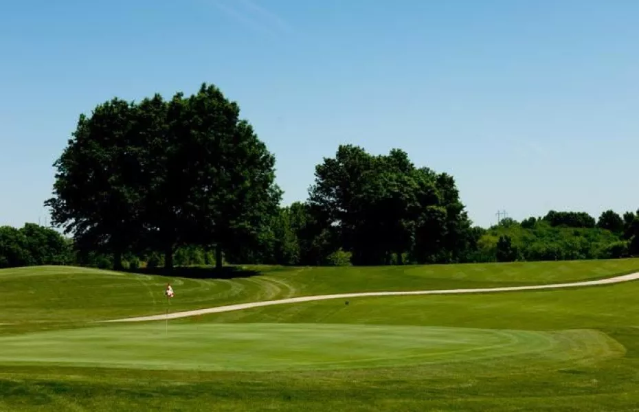 Cardinal Hill GC: #9
