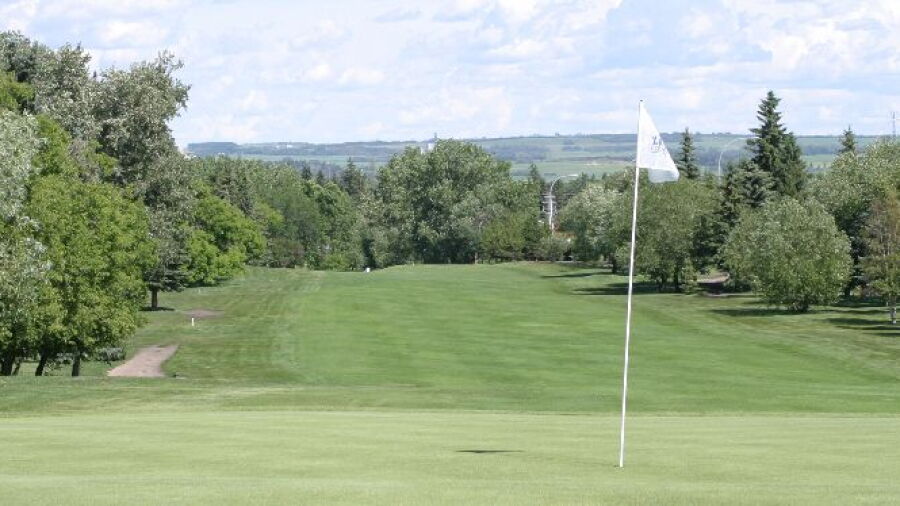 Lacombe GCC