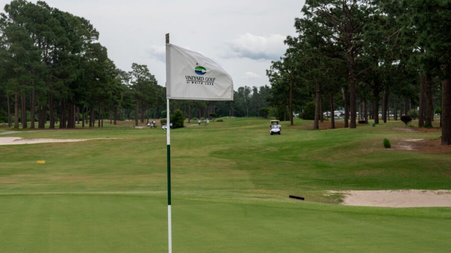 Vineyard Golf At White Lake