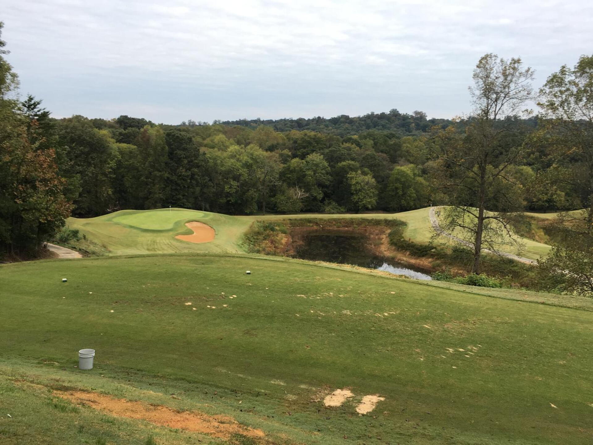 6th hole (Photo submitted by goolsby2003 on 10/14/2016)