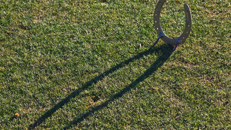 Stallion Mountain Golf Club - tee markers