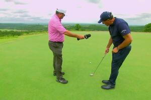 Mickelson: Sink More Putts with the Claw