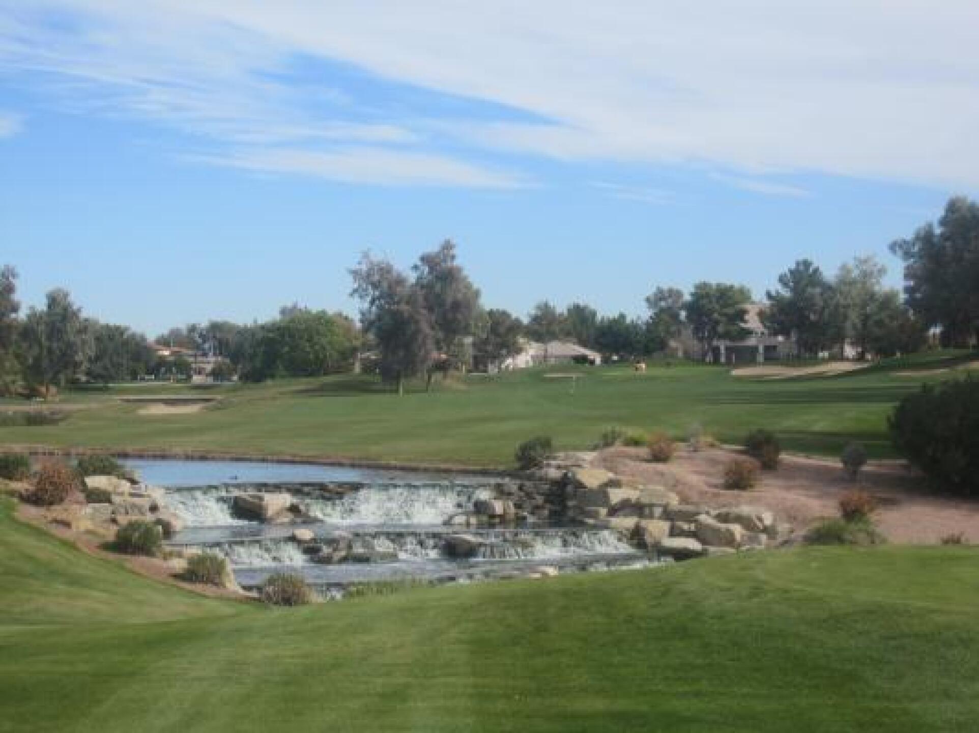 Nice landscaping (Photo submitted by timster on 01/24/2015)