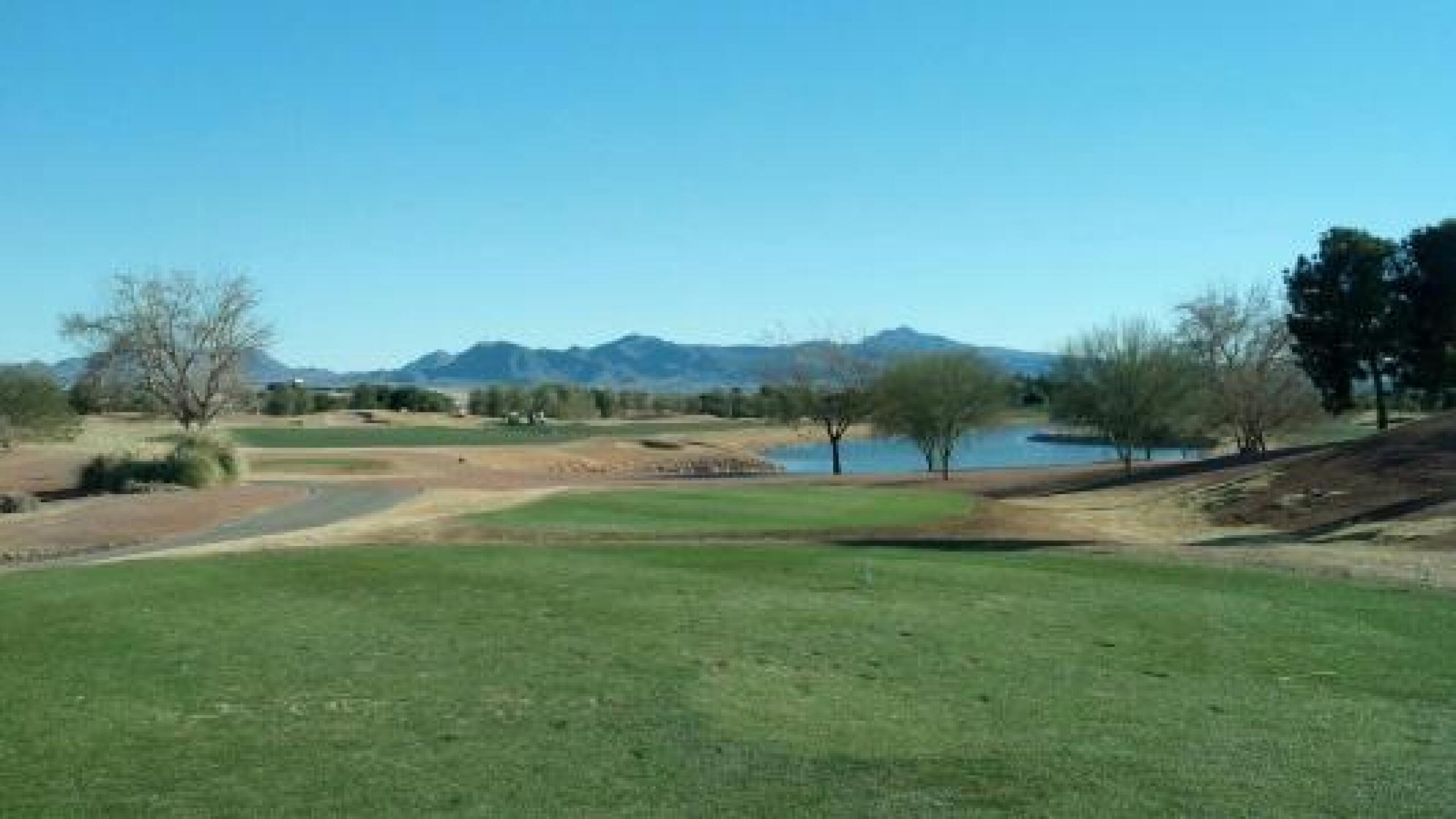 Par 5 18th Hole (Photo submitted by blackopheo on 03/01/2013)