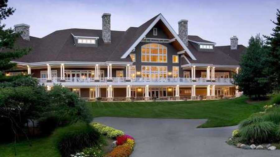 Oakhurst GCC: Clubhouse