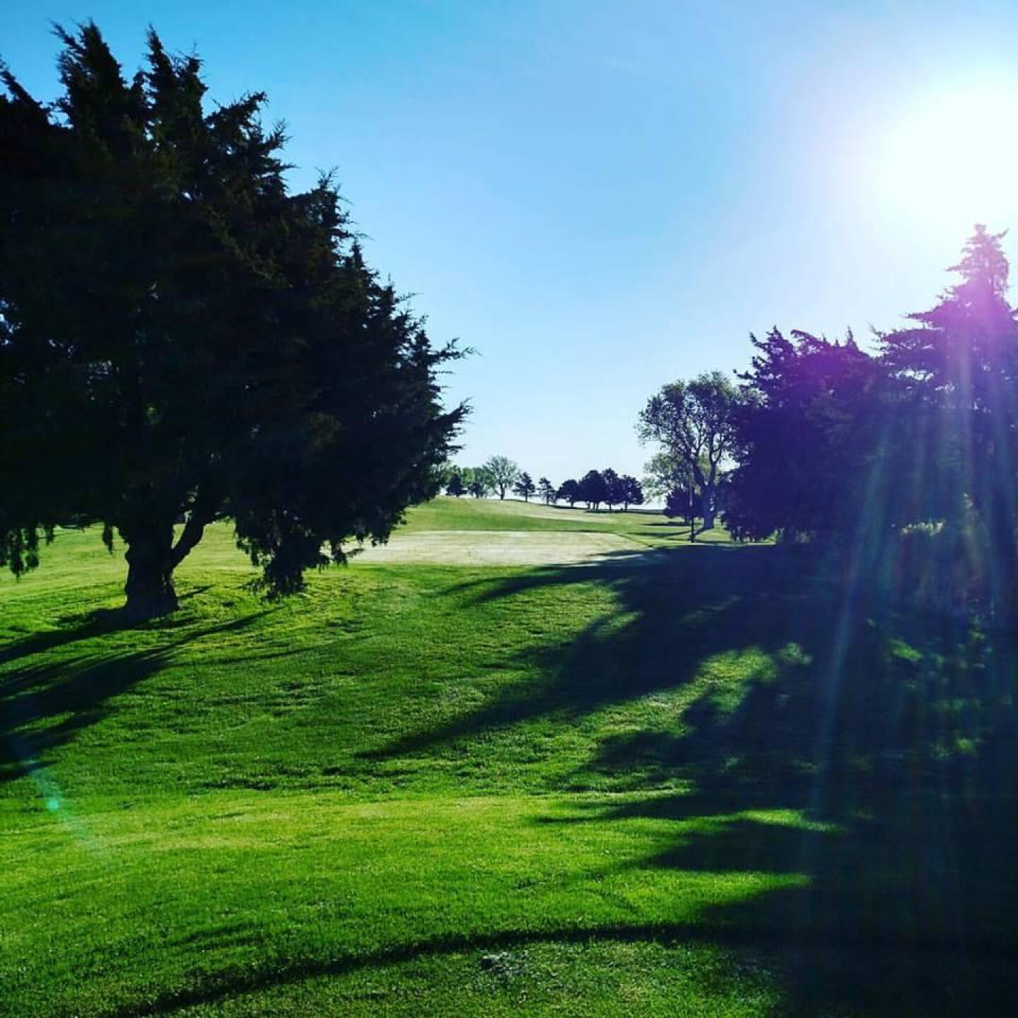Second hole fairway, from the back tee box (Photo submitted by sorenj on 04/29/2017)
