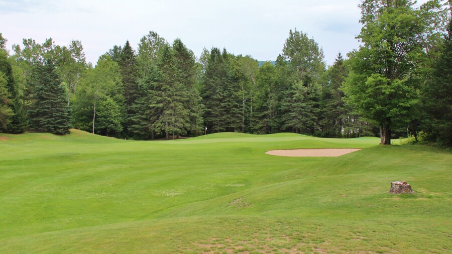 La Bete golf course at Gray Rocks resort - 16th