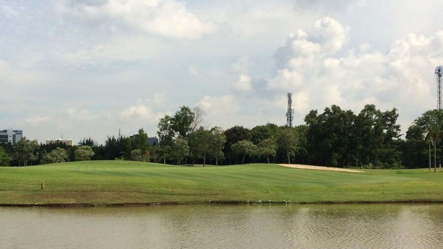 Padang Golf Sukajadi