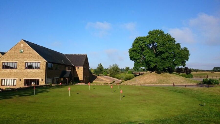 Rye Hill GC: Putting green