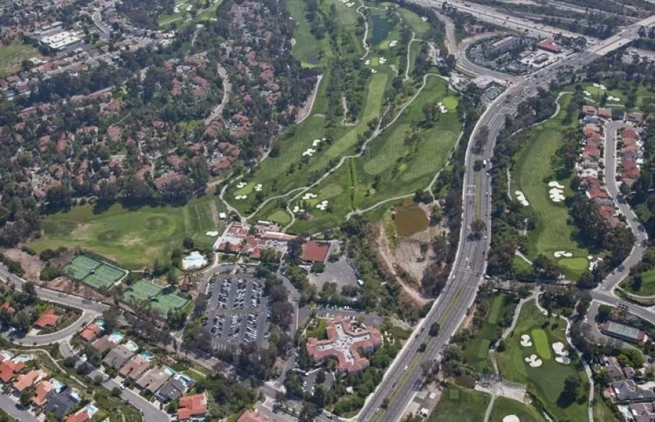 Mission Viejo CC: Aerial view