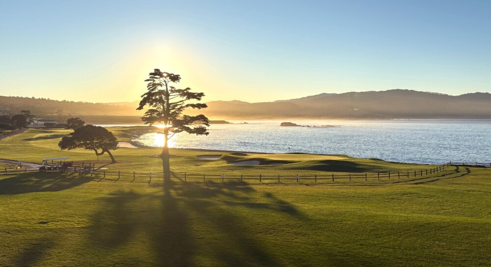 Pebble Beach Golf Links - hole 18 