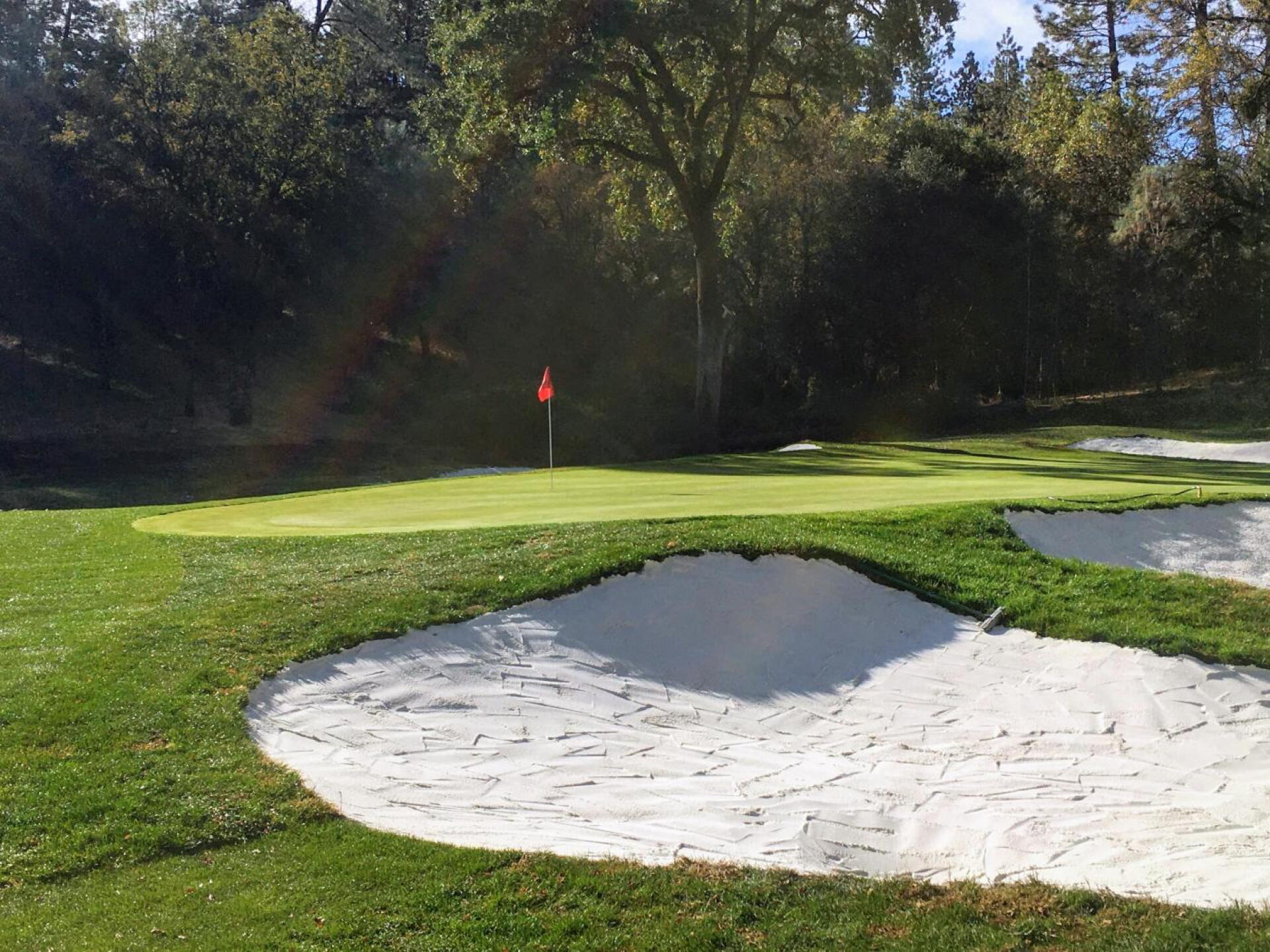 6th Hole (Photo submitted by gvXJCpwbFfA8ZPh6ivrm on 11/08/2019)