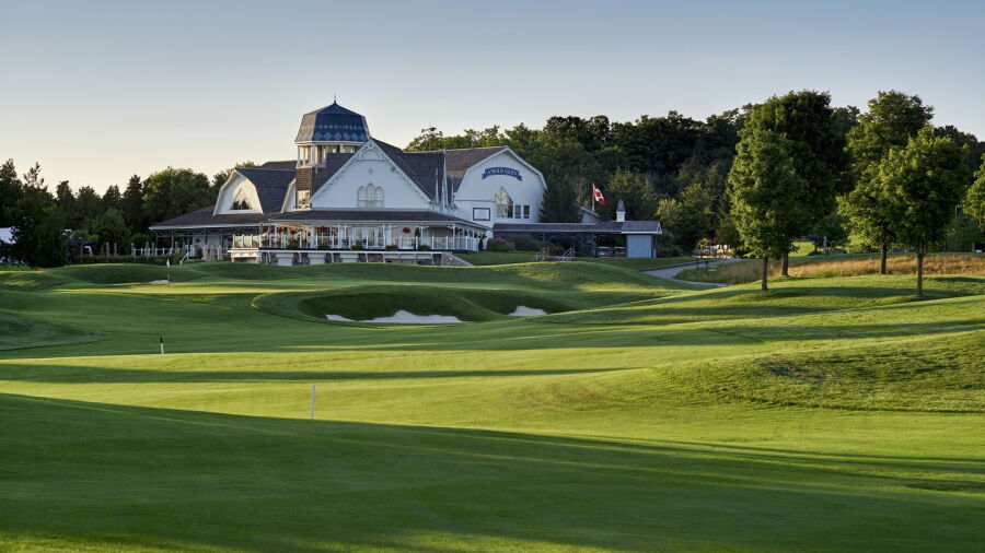 Angus Glen GC - South: #9 & clubhouse