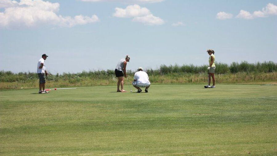 Hollis GCC