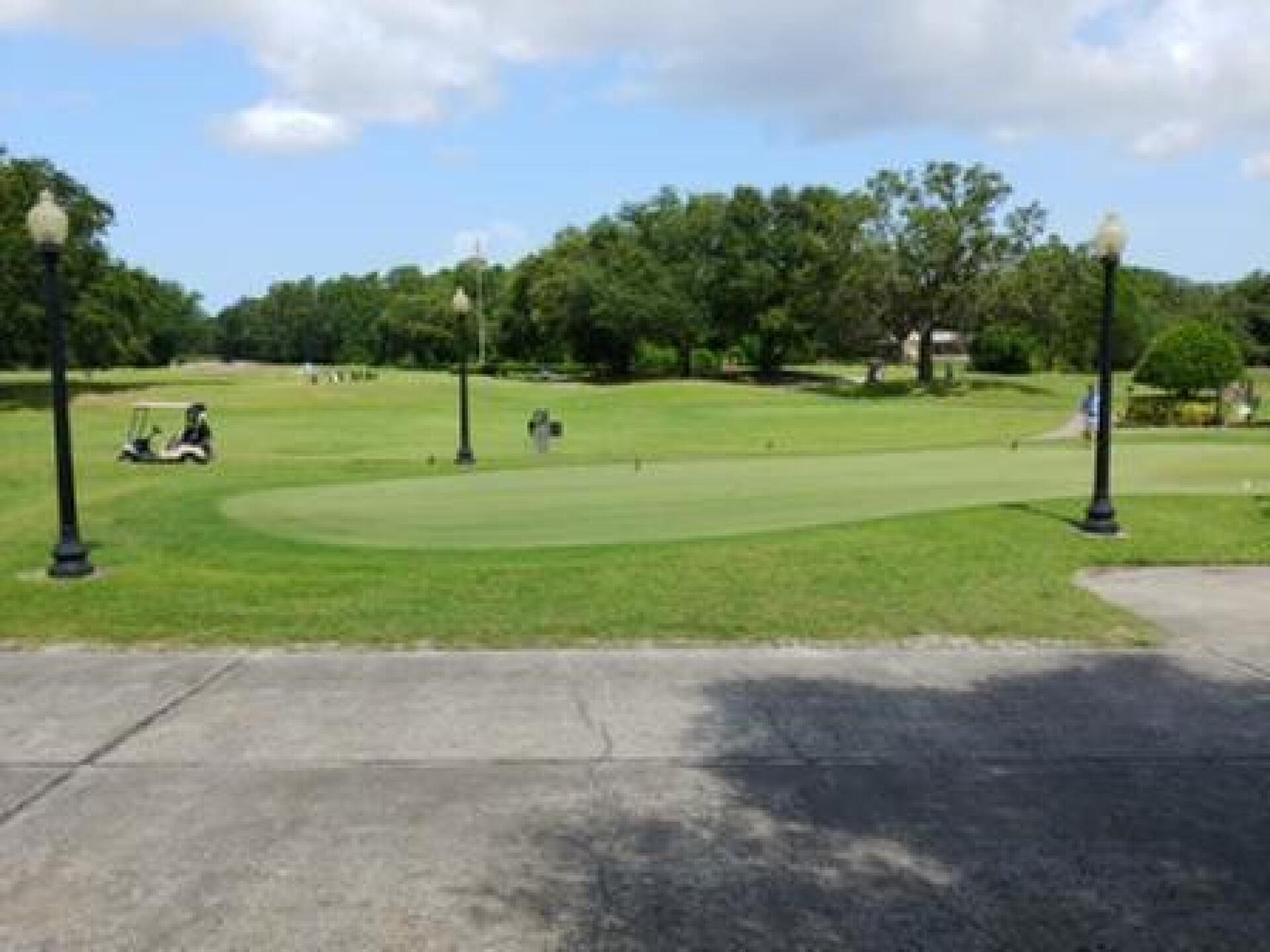 Putting Green (Photo submitted by Twix2525 on 07/16/2018)