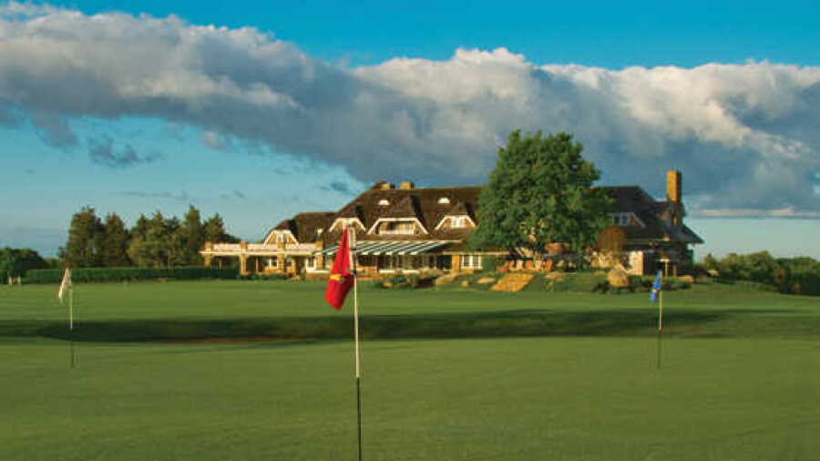 Misquamicut Club: Clubhouse