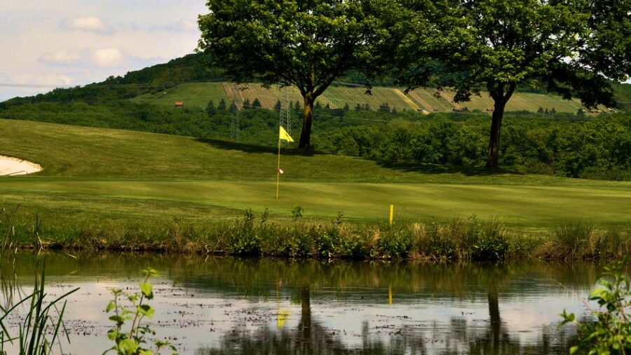 Pforzheim Karlshaeuser Hof GC