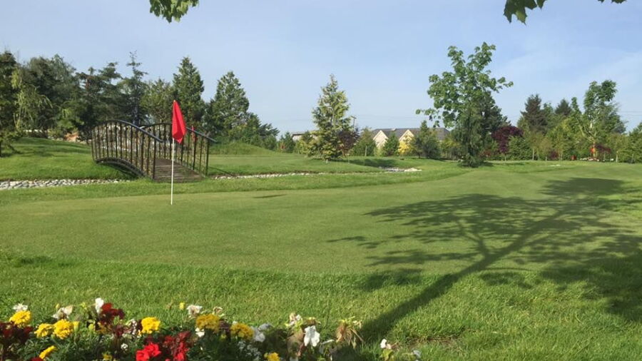 Savage Creek GC & Driving Range - Mini Meadows