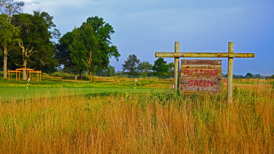 Purgatory G.C.  - putting green