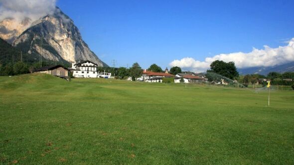 Leuk GC: practice area