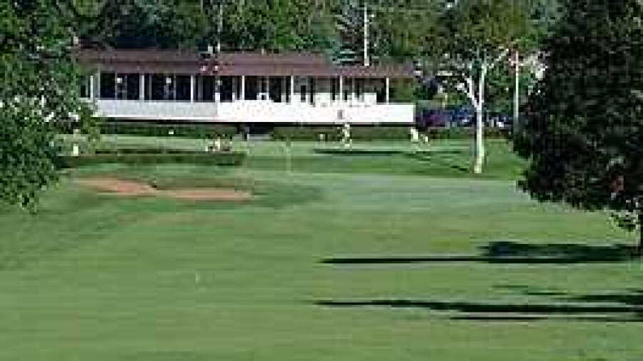 Belvedere GC: clubhouse
