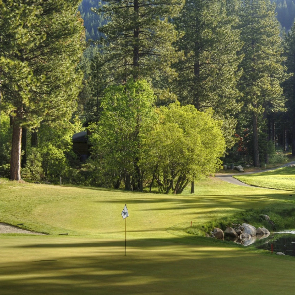 Championship Course at Incline Village: Standing the test of time on Lake  Tahoe's north shore | Nevada Golf