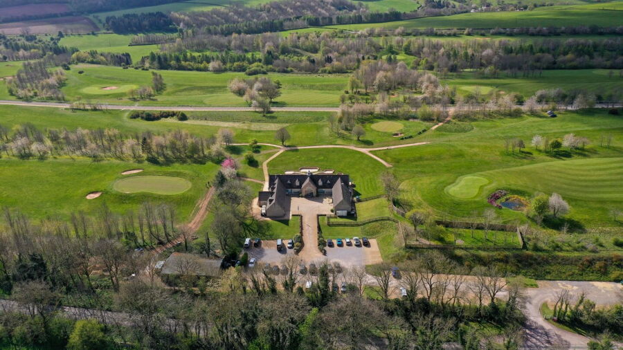 Naunton Downs GC: Aerial