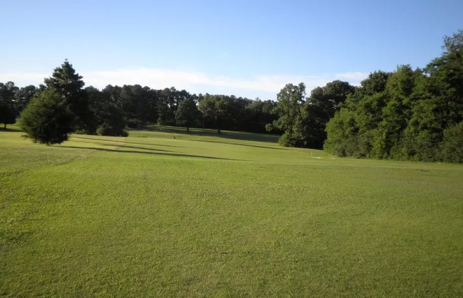 Sculley GC: 5th fairway from the white tees