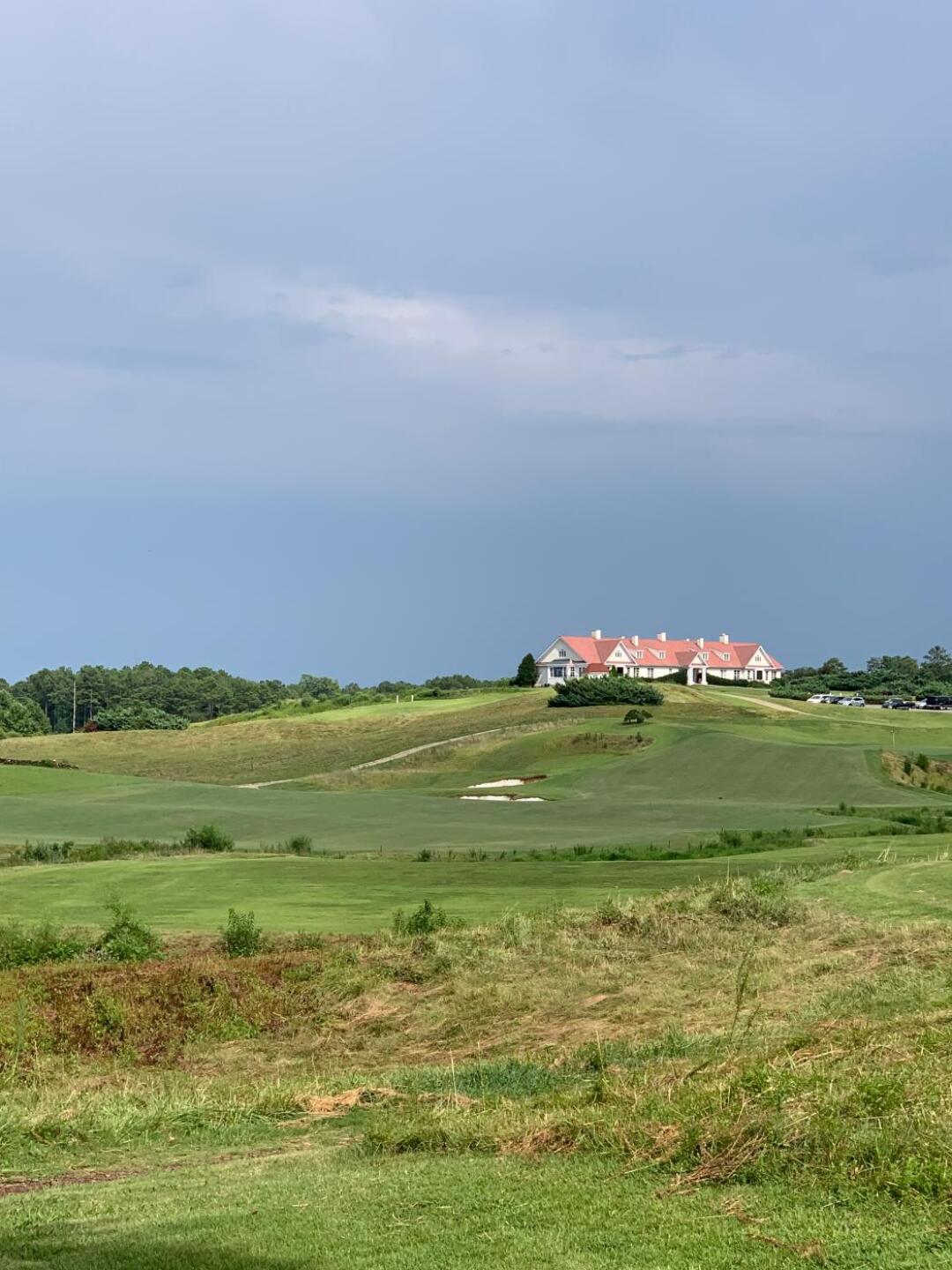 Hole 9 tee box shot! (Photo submitted by DesertAirman1981 on 08/05/2019)