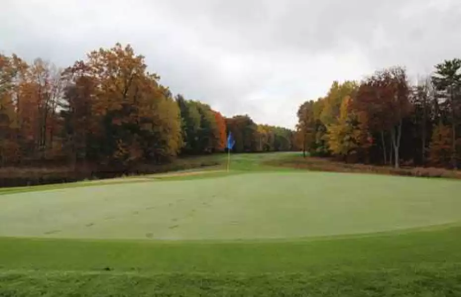 Royal at Canadian Lakes CC