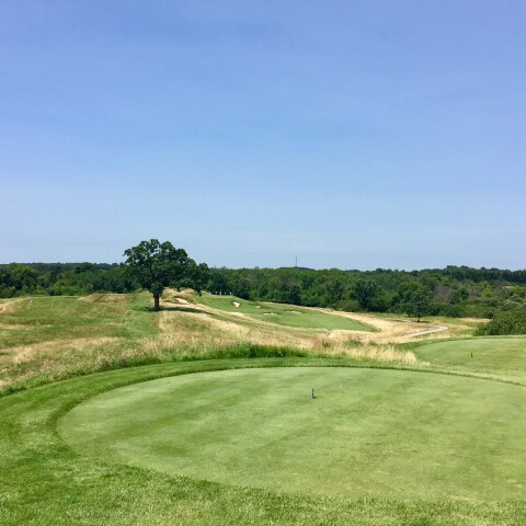 Erin Hills is feared for its length, but shorter holes like 15 comprise the soul of the course.