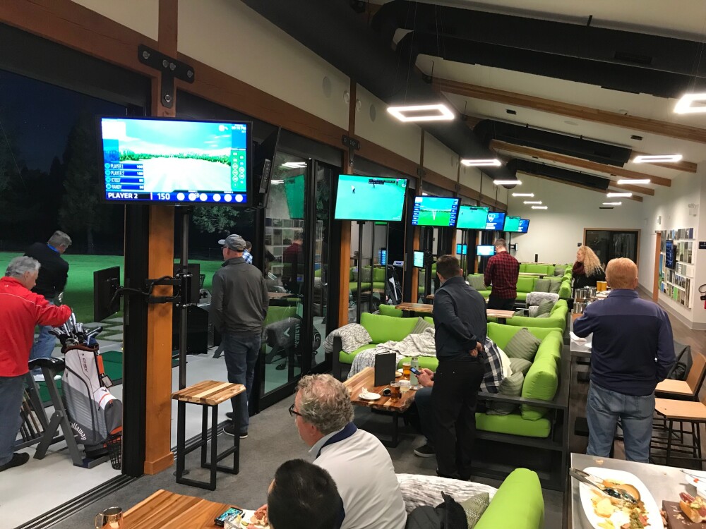 Velocity Lounge at Campbell River